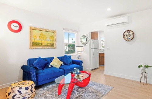El Monte House | Cozy & Stylish Home Spacious, Fully Equipped Stay