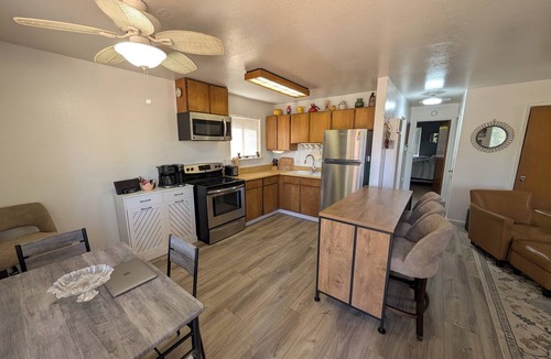 Tahoe Island Cabin | Cozy Tahoe Cabin with EV charger