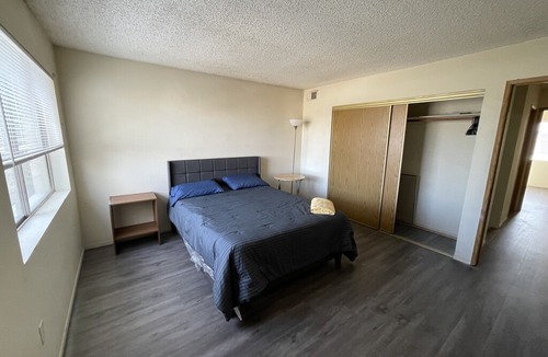 Chinatown Apartment | cozy two bedroom 1.5 bathroom close strip
