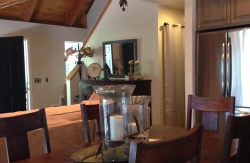 Lake Almanor Country Club Cabin | Cozy Family Cabin - Lake Almanor Country Club