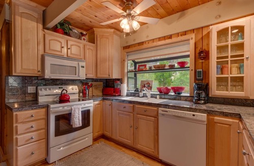 Tahoe City House | Cozy Wood Cabin By Tahoe Getaways - 3 BR w Hot Tub, Fireplace + Backs to Forest
