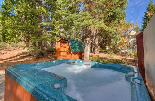 Tahoe City House | Cozy Wood Cabin By Tahoe Getaways - 3 BR w Hot Tub, Fireplace + Backs to Forest