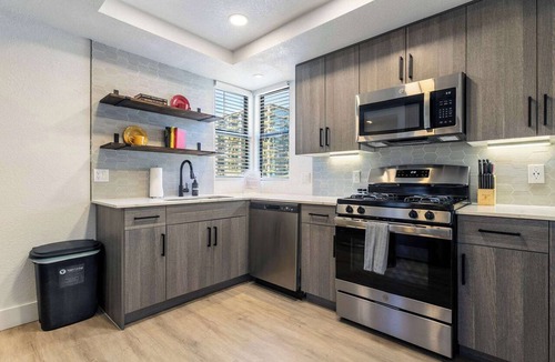 Desert Paradise Estates Apartment | CozySuites at Kierland Commons with pool#15