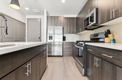 Roosevelt Apartment | Cozysuites PHX RORO Gym, Pool, Pets, Parking! #17