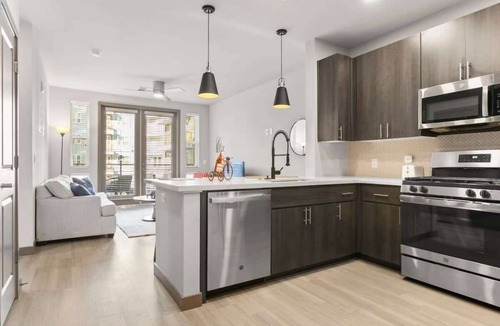 Roosevelt Apartment | Cozysuites PHX RORO Gym, Pool, Pets, Parking! #7