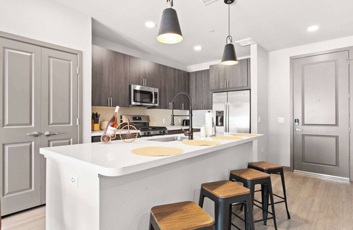 Roosevelt Apartment | Cozysuites PHX RORO Gym, Pool, Pets, Parking! #12