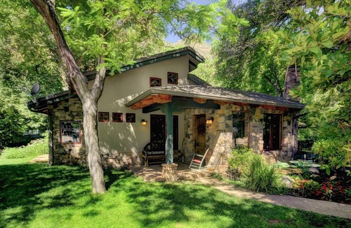 Sedona House | Creekfront Luxury Nestled in Oak Creek Cyn, Sedona .Pet Friendly.