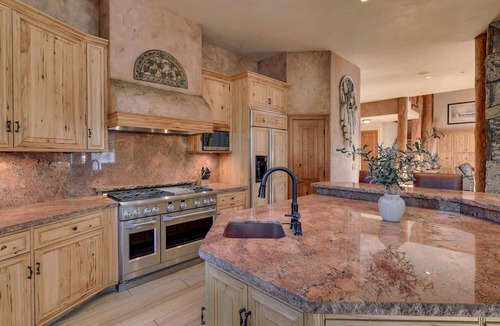 Sunnyside House | Creekside Comfort: Modern Mountain Retreat Near Alpine Meadows & Sunnyside Beach