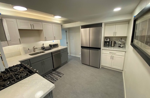 Marshall Park House | Creekside getaway close in with trees, creek, and deer. Newly remodeled!