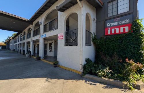 Central Sacramento Hotel | Crossroads Inn - Downtown Sacramento