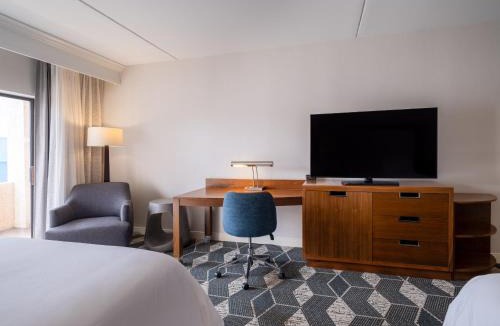 Chandler Resort | Crowne Plaza Phoenix - Chandler Golf Resort by IHG