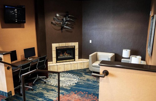 Murray Hotel | Crystal Inn Hotel & Suites - Midvalley