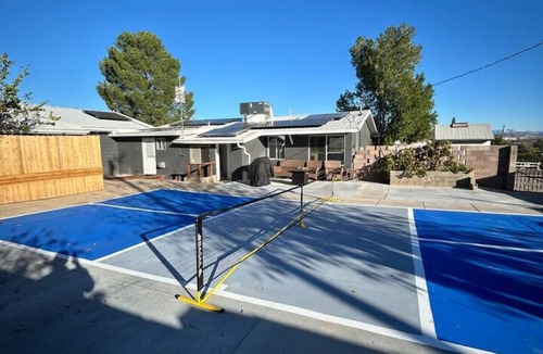Camp Verde House | Cute 3 bed 2 bath with Pickle Ball Court! Sleeps 28 inquire within : p