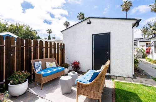 Pacific Beach Cottage | Cute Beach Cottage - Easy walk to Beach, Bay, More