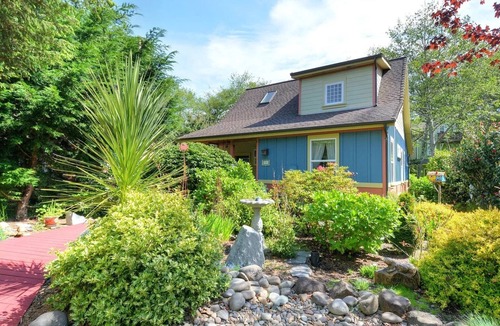 Yachats Cottage | Cute Cottage at the Coast.
