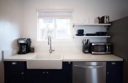 Desert Hot Springs Apartment | Cute Full Kitchen Studio