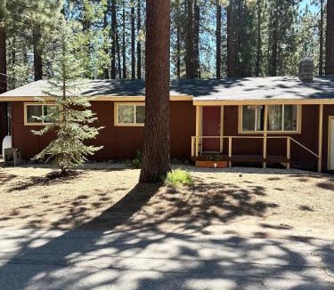 Sierra Tract House | CYH0822 - Pinter Pines Retreat home