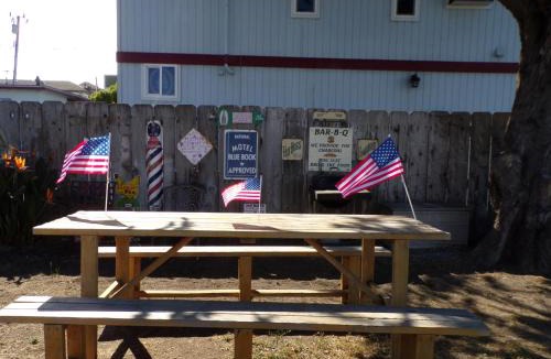 Cayucos Hotel | Cypress Tree Motel