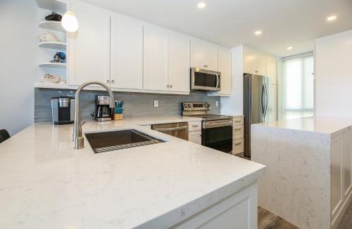 Townsite House | D26 - Seaside Cottage