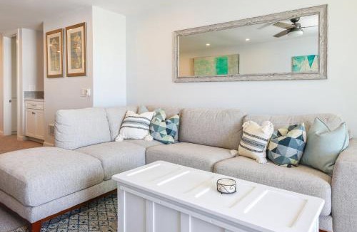 Townsite House | D26 - Seaside Cottage