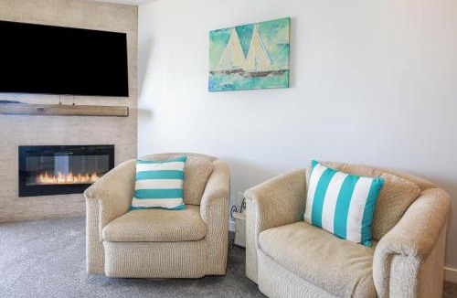 Townsite House | D26 - Seaside Cottage