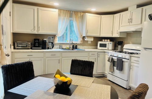 Cromberg House | Dafna, Unit 3 - Two bedroom/1 Bath stylish home