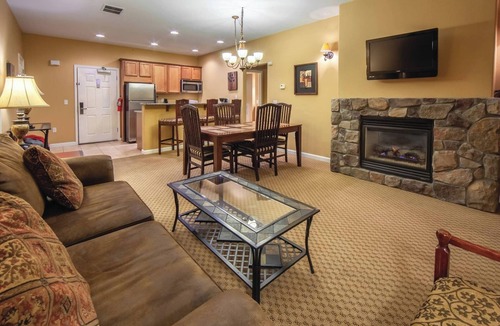 Genoa Condo | David Walley's Resort, 2br suite, Saturday check-in