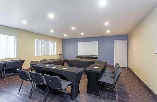 El Cajon Hotel | Days Inn by Wyndham San Diego-East/El Cajon