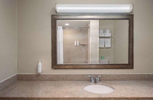 Klamath Falls Hotel | Days Inn by Wyndham Klamath Falls