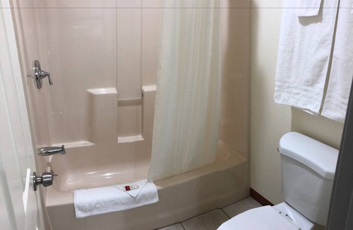 Oroville Hotel | Days Inn by Wyndham Oroville