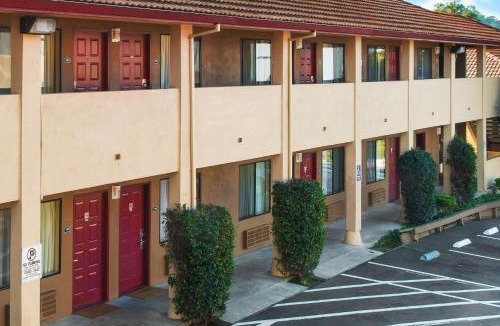 Pinole Hotel | Days Inn by Wyndham Pinole Berkeley