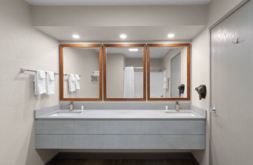 Safford Hotel | Days Inn by Wyndham Safford, AZ