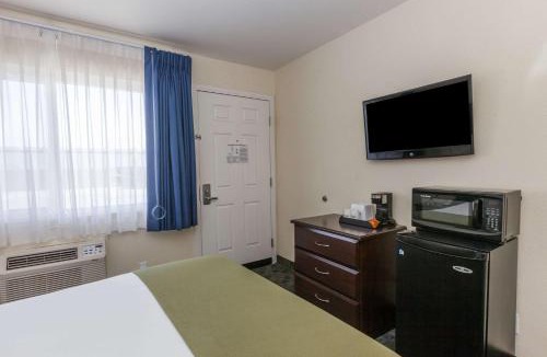 Santa Maria Hotel | Days Inn by Wyndham Santa Maria