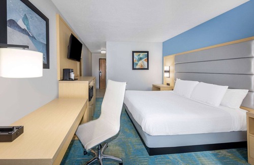 Springville Hotel | Days Inn by Wyndham Springville
