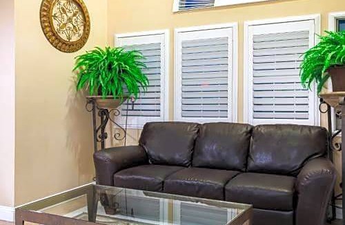 Antioch Hotel | Days Inn & Suites by Wyndham Antioch