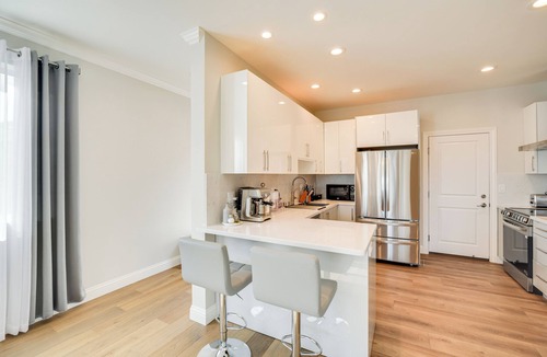 Cambrian House | Deck & Yard: Guest House in San Jose!