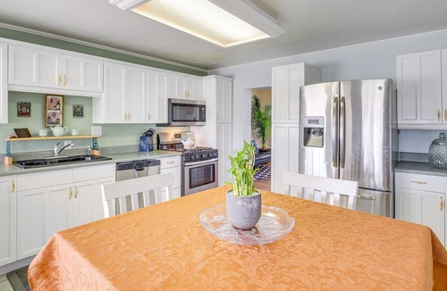 Oasis Cottage | Delta Vacation Rental w/ Large Yard!
