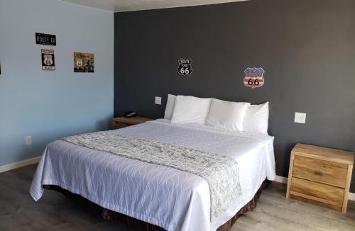Seligman Hotel | Deluxe Inn