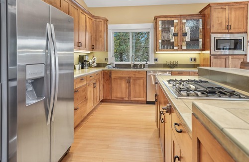 Sunriver Cabin | Deschutes Riverfront Home with A/C, Game Room, Hot Tub, Kayaks and Trails