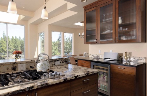 Deschutes River Woods House | Deschutes Riverfront Home with Private Sauna