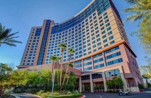 Las Vegas Condo | Desert Blue 2 bedroom 2 bath condo - near strip