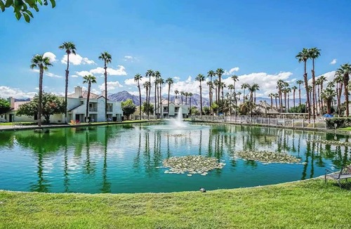 Palm Desert Apartment | Desert Breezes Resort Studio Apartment with Resort Access