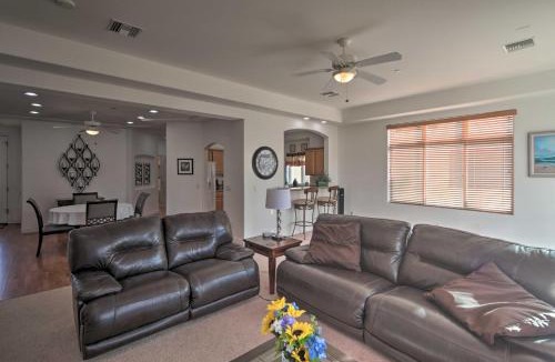 Sunridge Estates House | Desert Condo w/Pool ~ 3 Miles to Colorado River!
