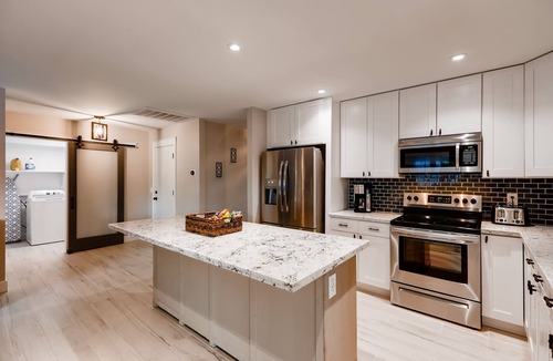 Optimist Park NW House | ☀︎Desert Destination HEATED Poolside Escape☀︎Near ASU♆