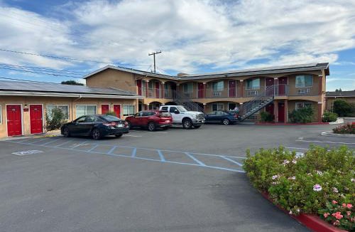 Corona Hotel | Desert Inn Motel