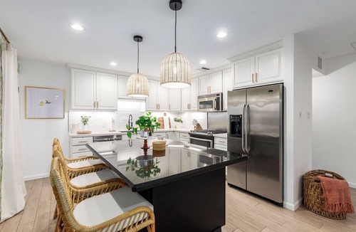 Scottsdale Estates Nine House | Desert Mai Tai - Heated Pool and Mini Golf - 5 Mins to Old Town Scottsdale!