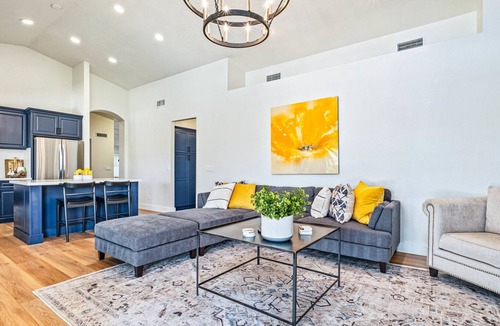 Arabian Views House | ☀️🧘‍♀️Desert Retreat 🏊‍♂️ Heated Pool in Scottsdale