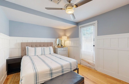 Southwest Village House | Desert stunner with enclosed yard, pool, grill, W/D, & AC - dog-friendly