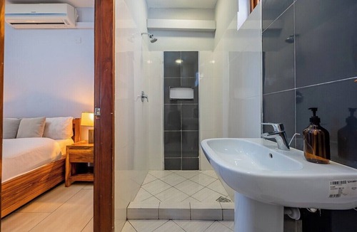Diani Beach Hotel | Diani Beachfront Paradise