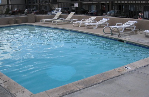 Midvale Hotel | Discovery Inn